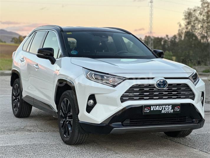 TOYOTA Rav4 2.5l 220H Luxury 4WD