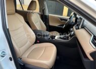 TOYOTA Rav4 2.5l 220H Luxury 4WD