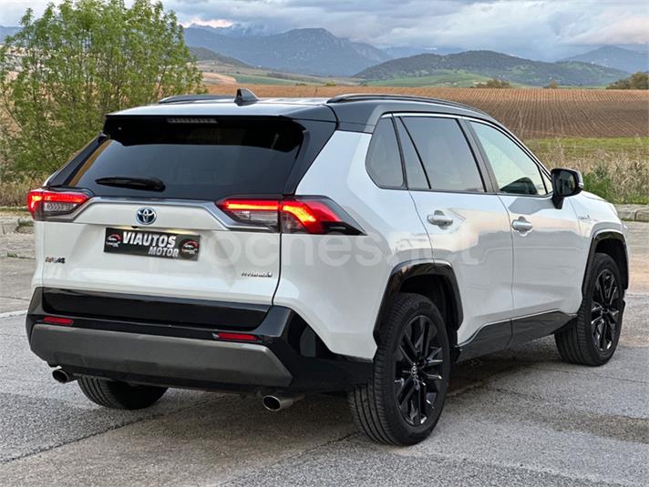 TOYOTA Rav4 2.5l 220H Luxury 4WD