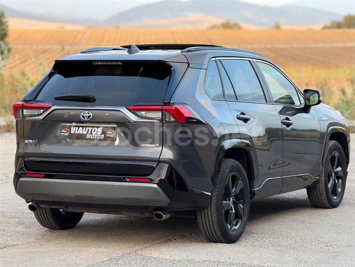 TOYOTA Rav4 2.5l 220H Advance Plus