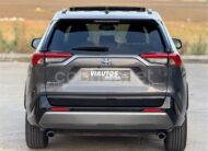 TOYOTA Rav4 2.5l 220H Advance Plus