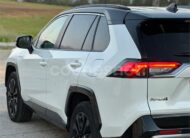 TOYOTA Rav4 2.5l 220H Luxury 4WD