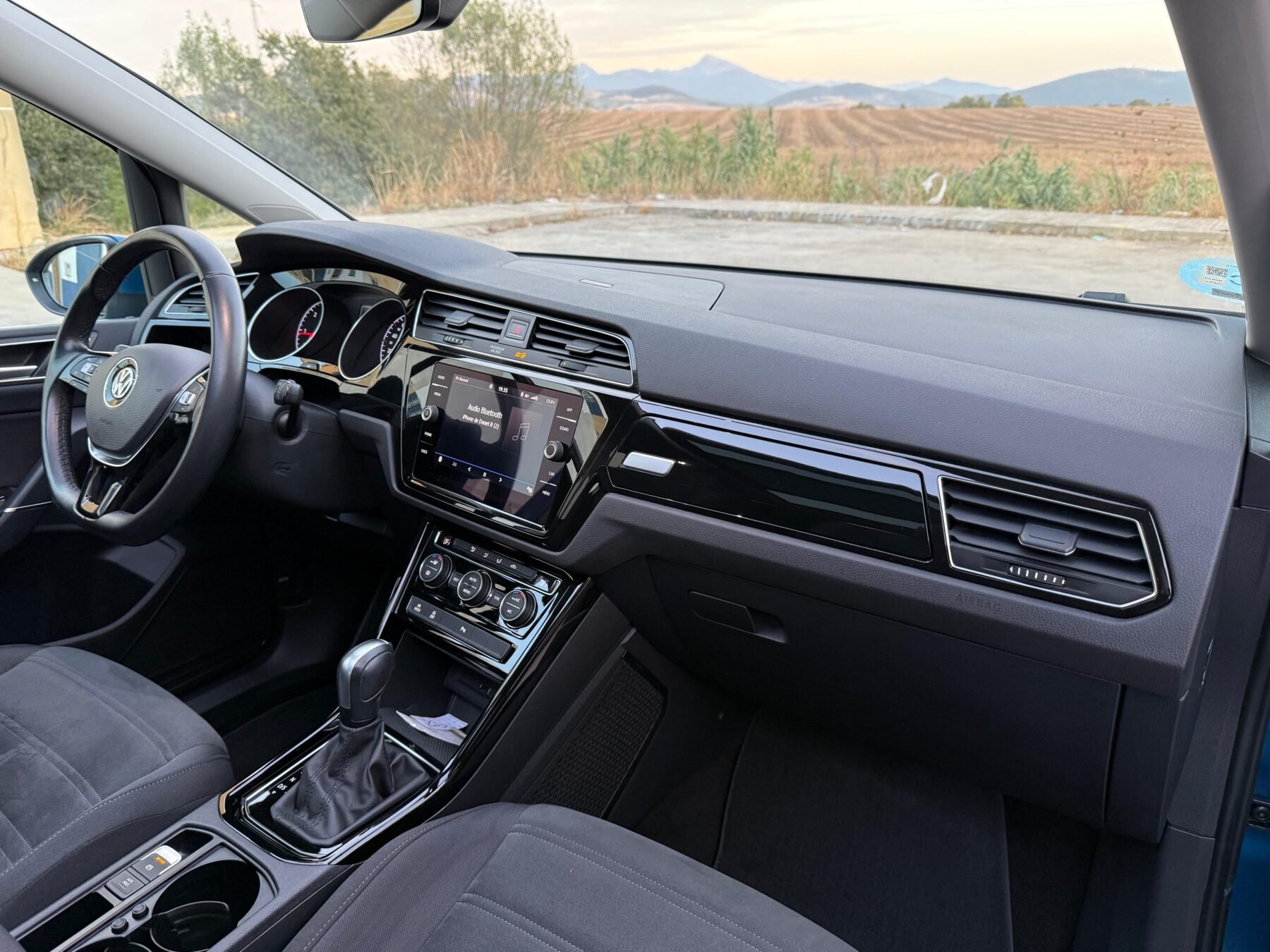 VOLKSWAGEN Touran Sport 2.0 TDI DSG