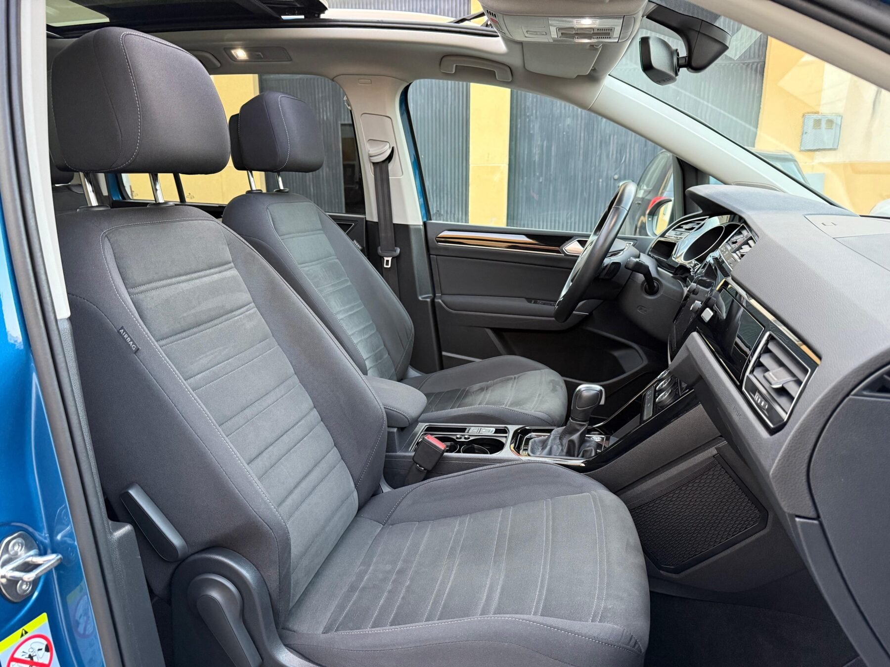 VOLKSWAGEN Touran Sport 2.0 TDI DSG