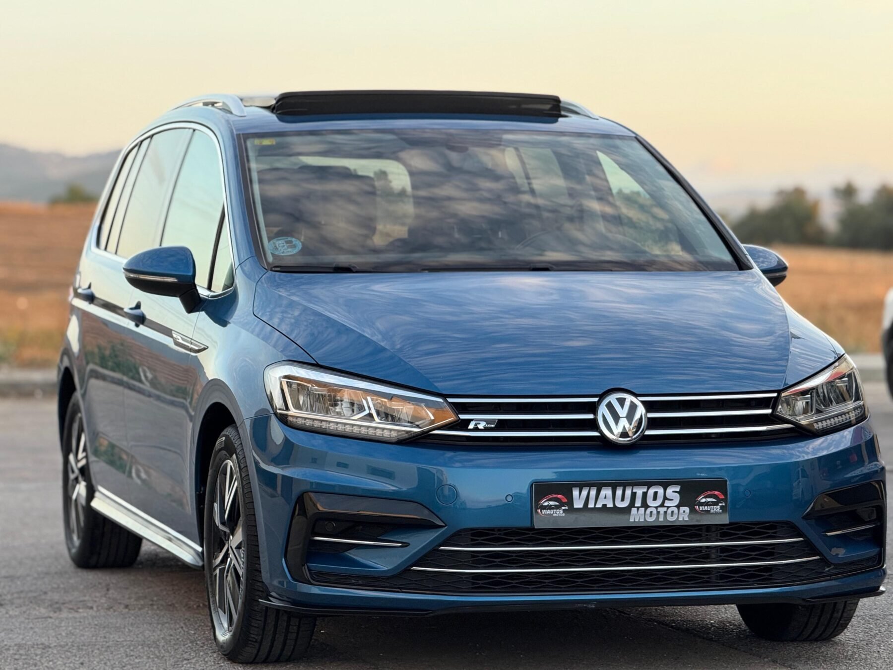 VOLKSWAGEN Touran Sport 2.0 TDI DSG