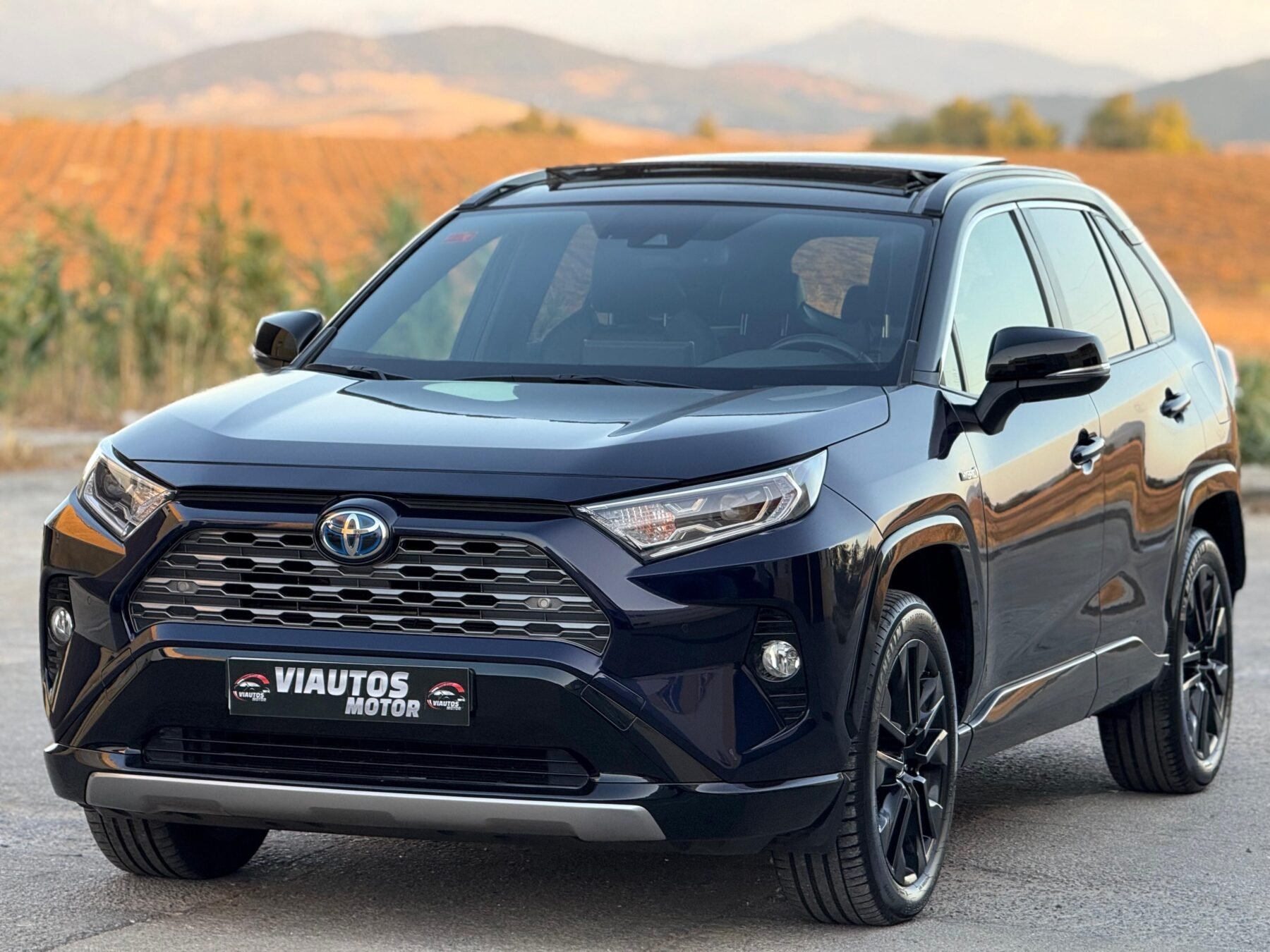 TOYOTA Rav4 2.5l 220H Style 4WD