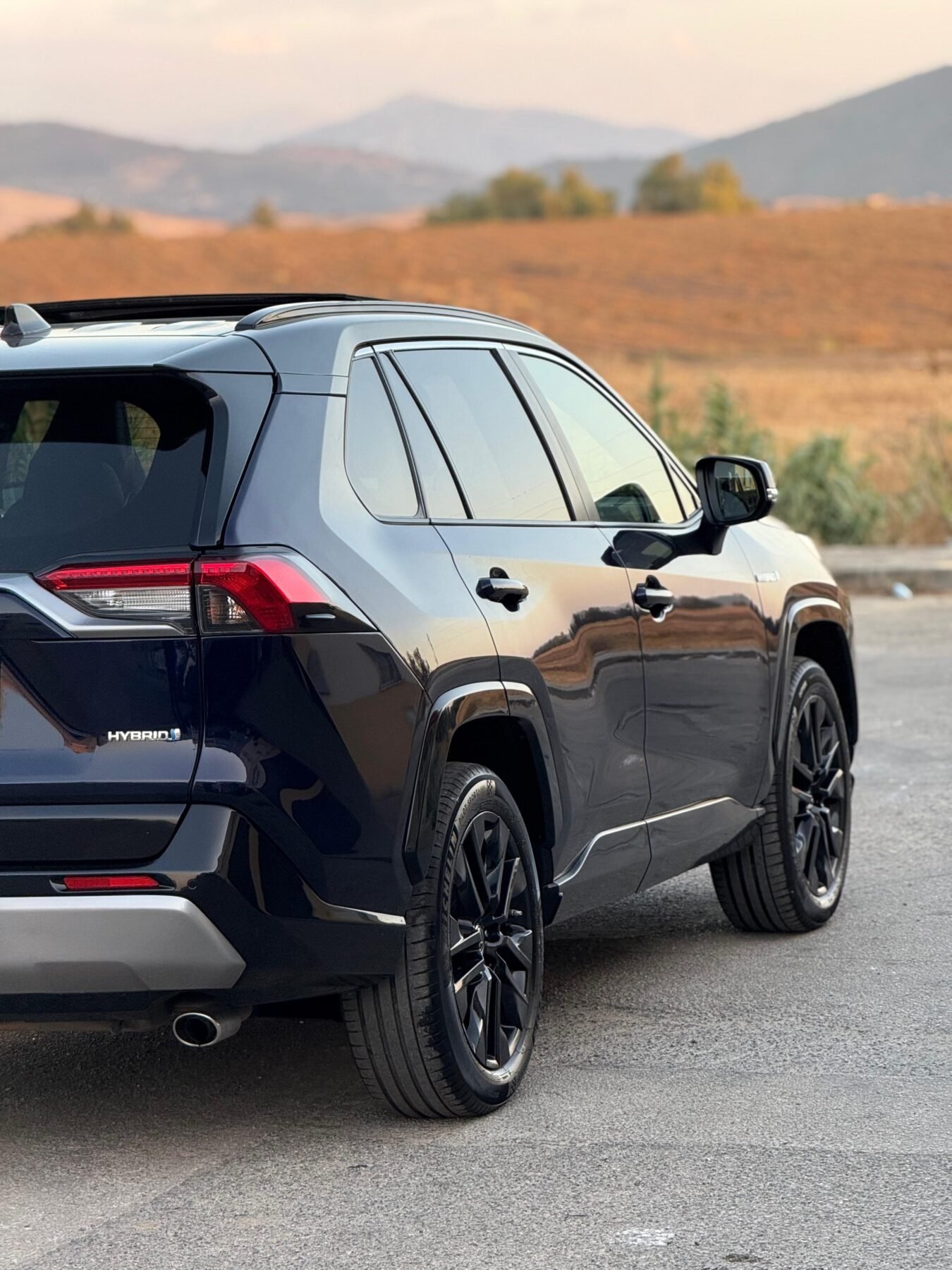 TOYOTA Rav4 2.5l 220H Style 4WD