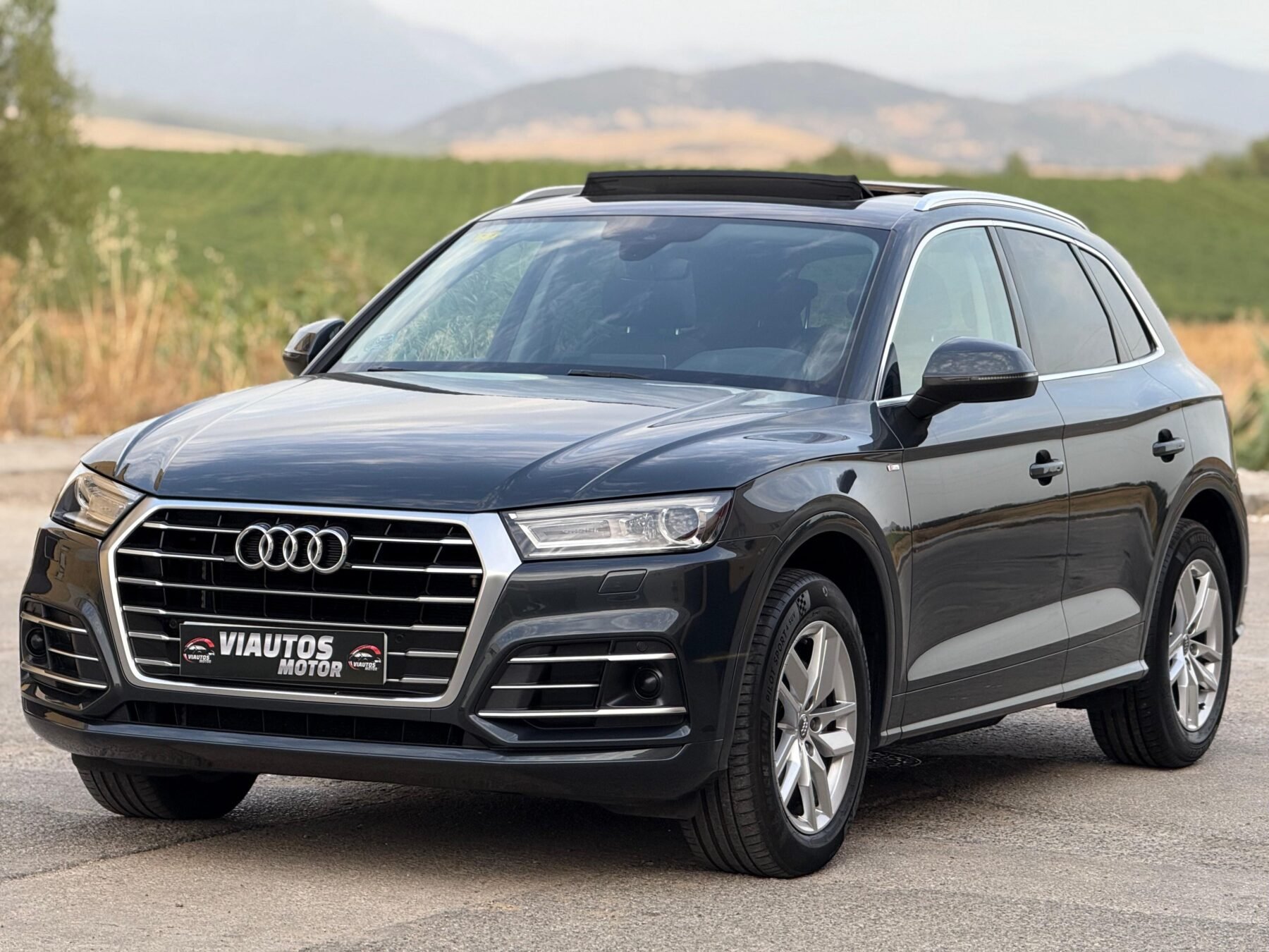 AUDI Q5 S line 2.0 TDI