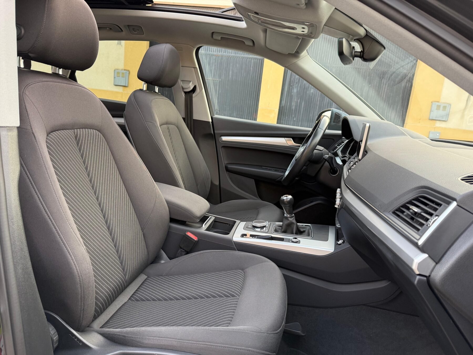 AUDI Q5 S line 2.0 TDI