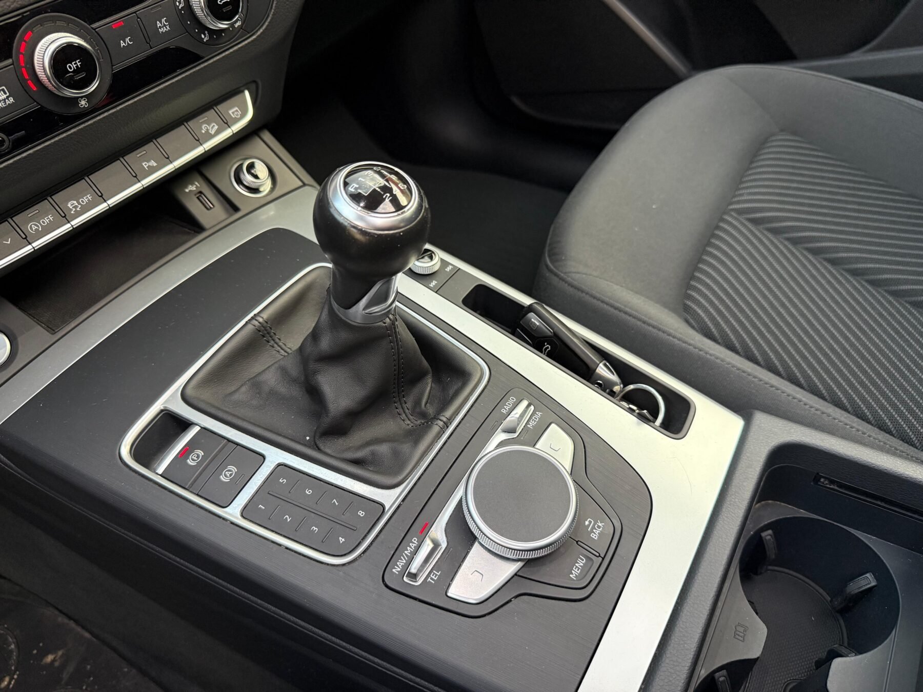 AUDI Q5 S line 2.0 TDI