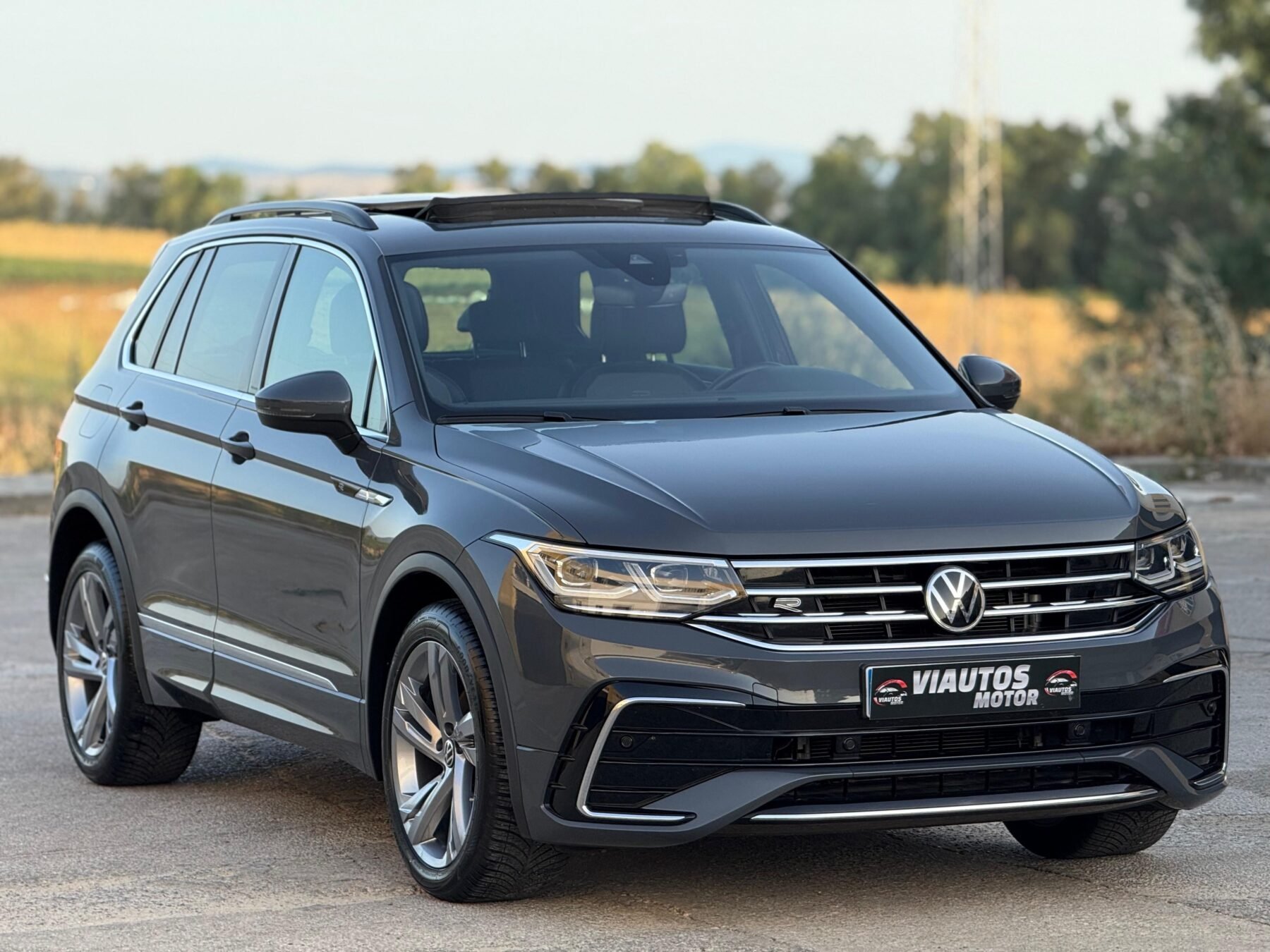 VOLKSWAGEN Tiguan RLine 2.0 TDI DSG