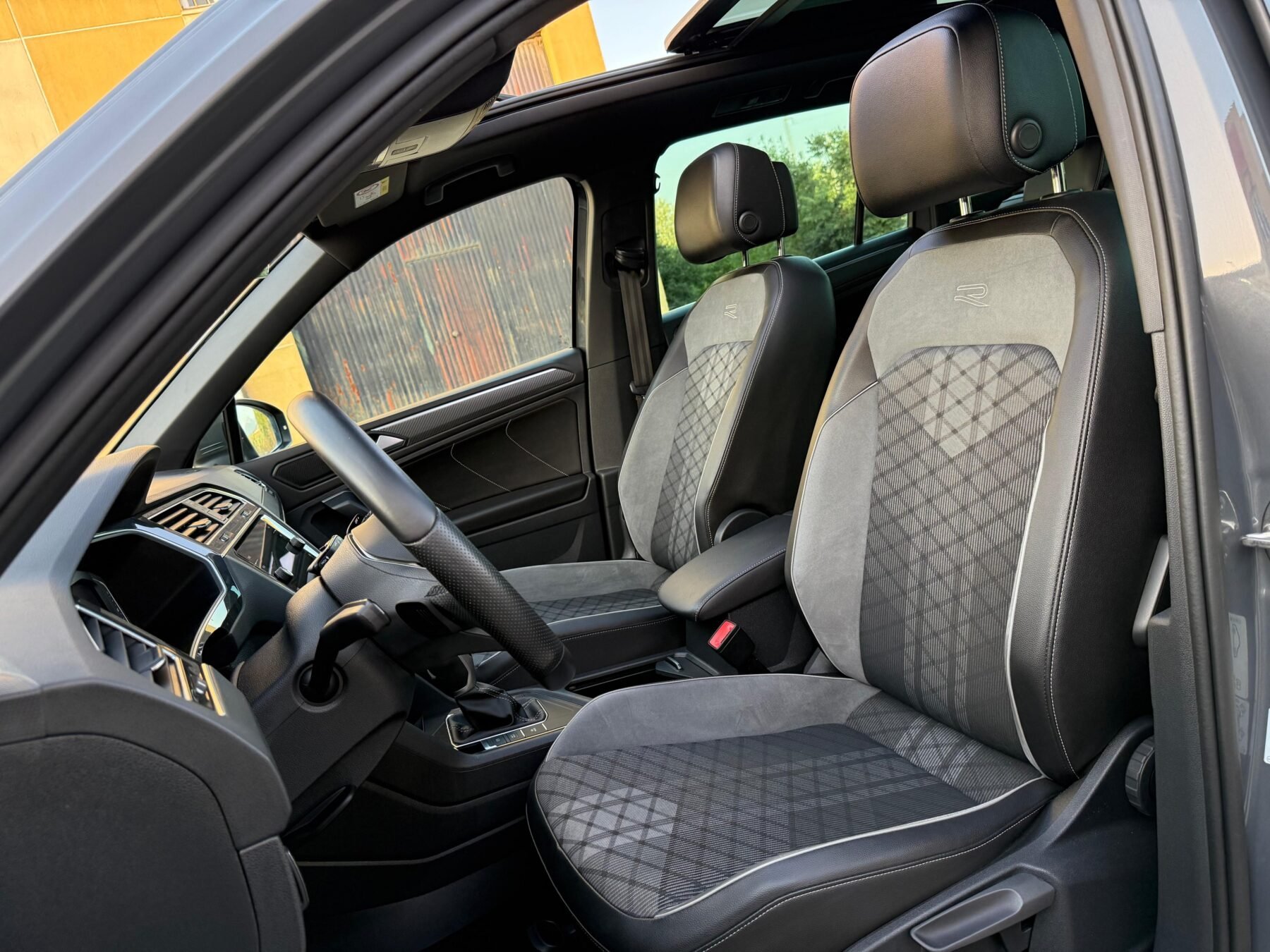 VOLKSWAGEN Tiguan RLine 2.0 TDI DSG