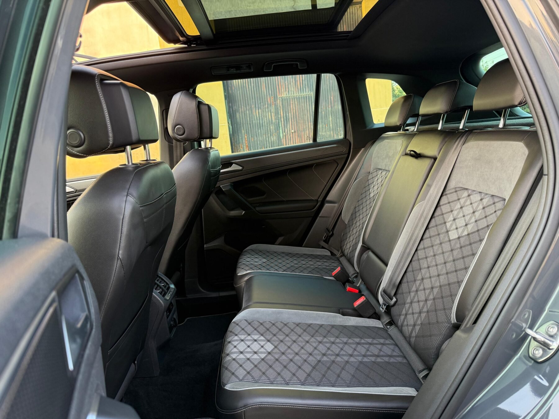 VOLKSWAGEN Tiguan RLine 2.0 TDI DSG