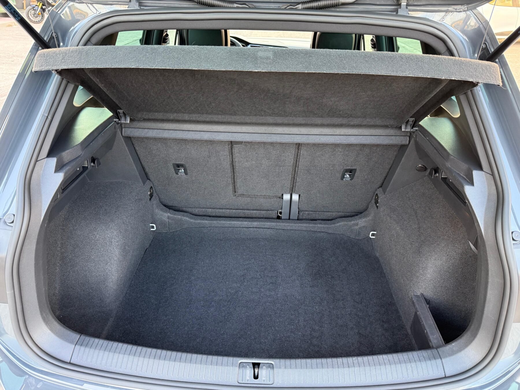 VOLKSWAGEN Tiguan RLine 2.0 TDI DSG