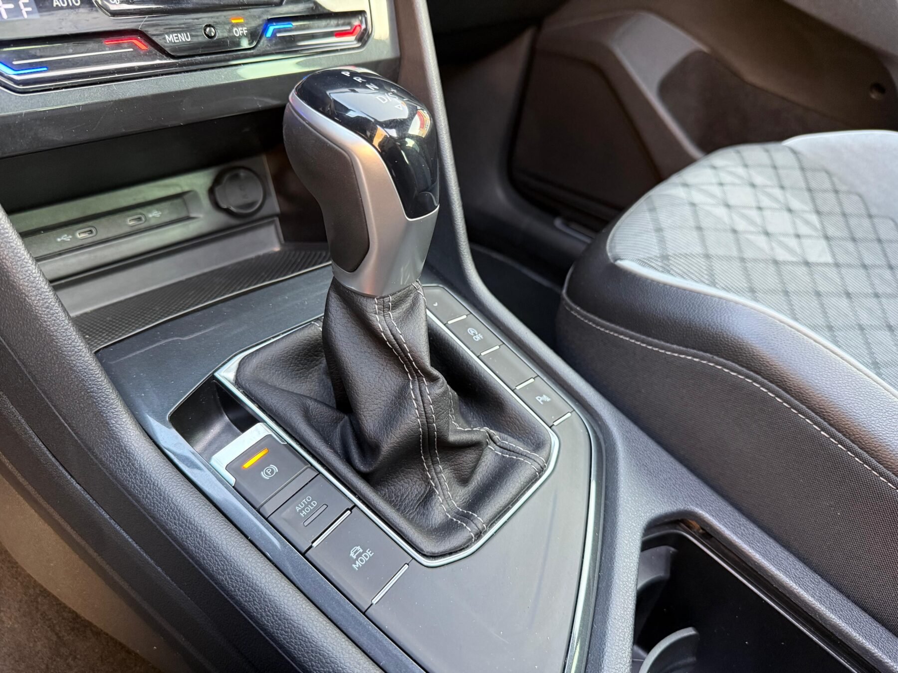 VOLKSWAGEN Tiguan RLine 2.0 TDI DSG