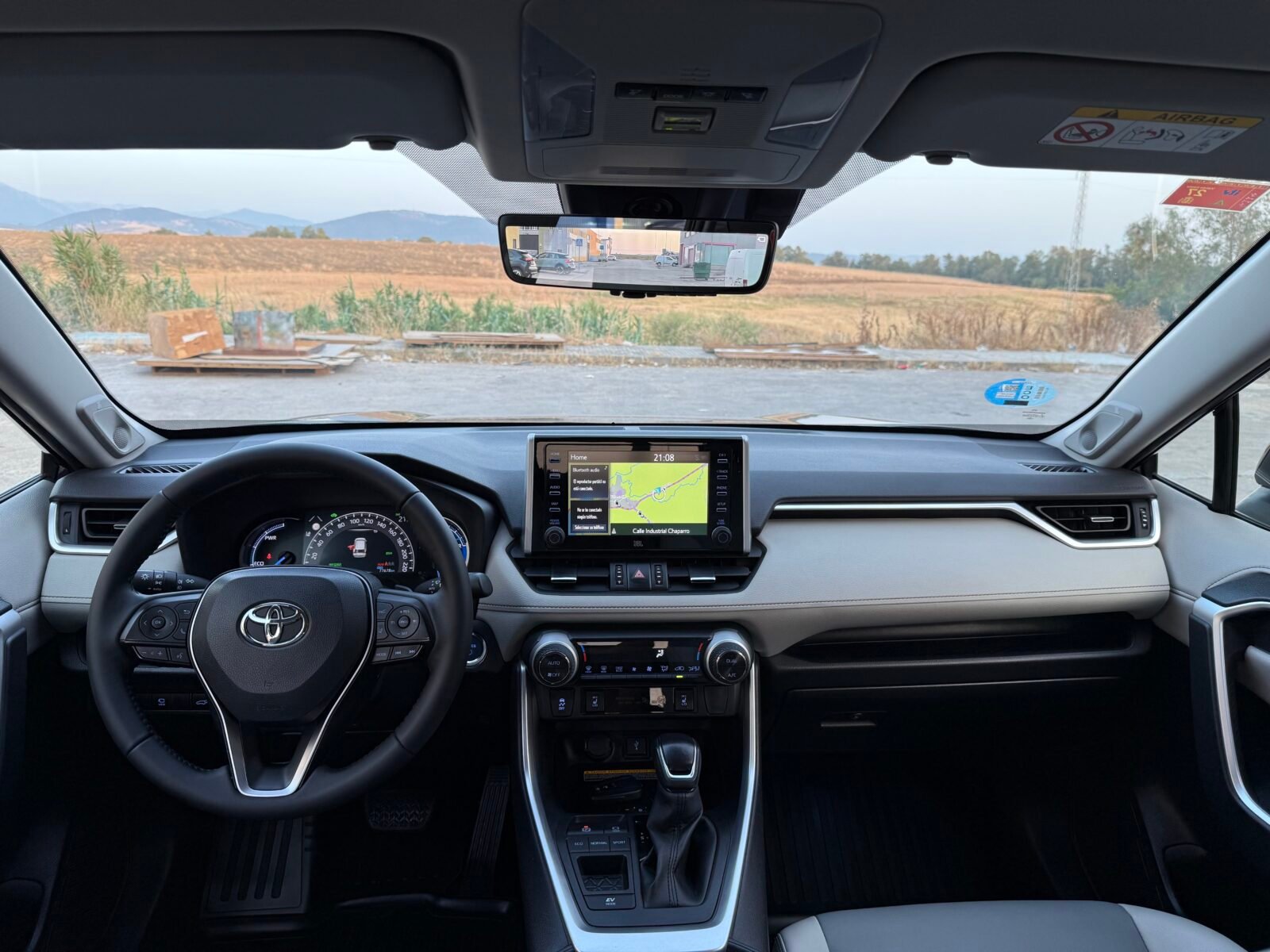 TOYOTA Rav4 Luxury