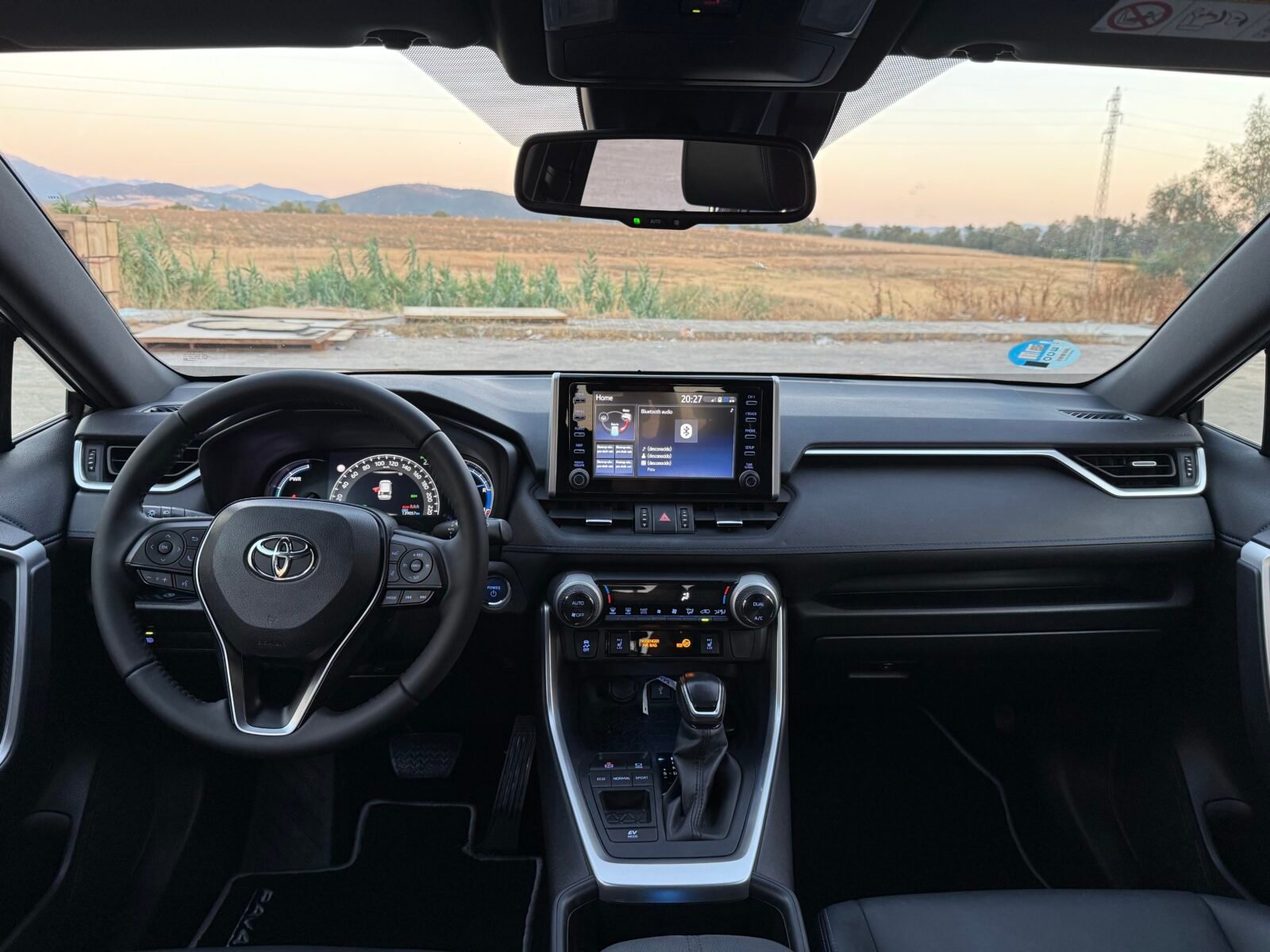 TOYOTA Rav4 Style